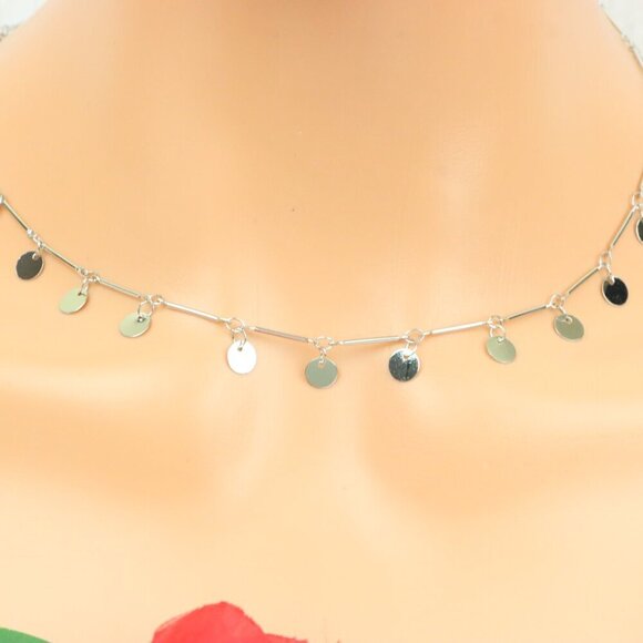 "Minimalist & Elegant Necklace Chain – Perfect for Women & Girls | UNVRC1123 - Picture 6 of 10